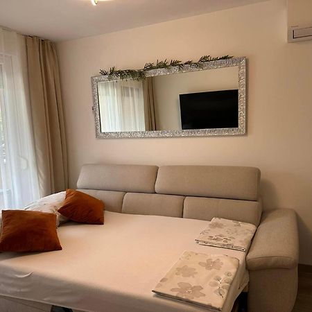 Apartmani Marco,Lukas,Patrick,David,Blizu Centra I Mora Sa Free Privatnim Parkingom بولا المظهر الخارجي الصورة