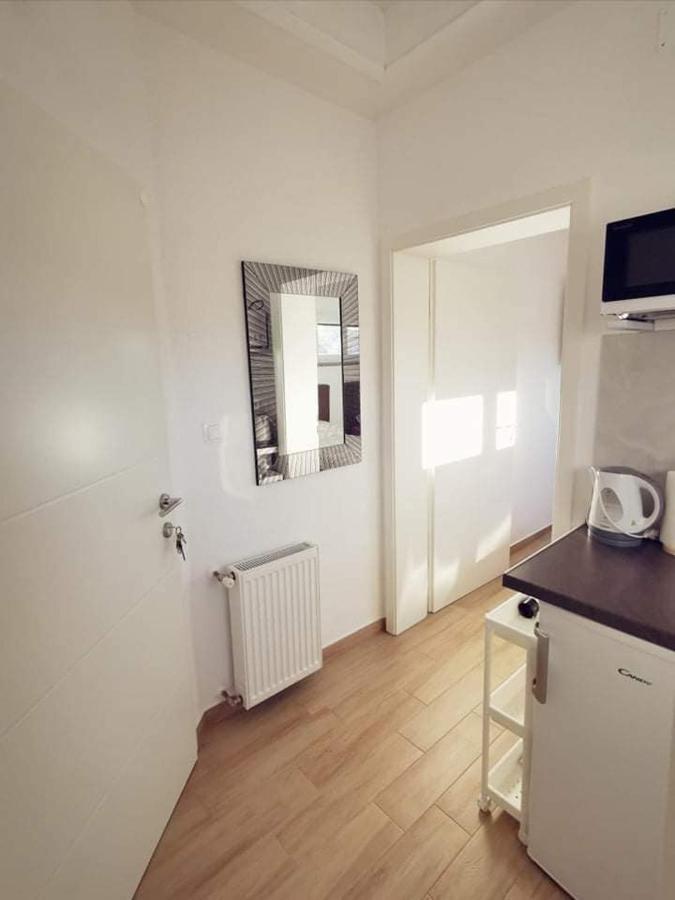 Apartmani Marco,Lukas,Patrick,David,Blizu Centra I Mora Sa Free Privatnim Parkingom بولا المظهر الخارجي الصورة
