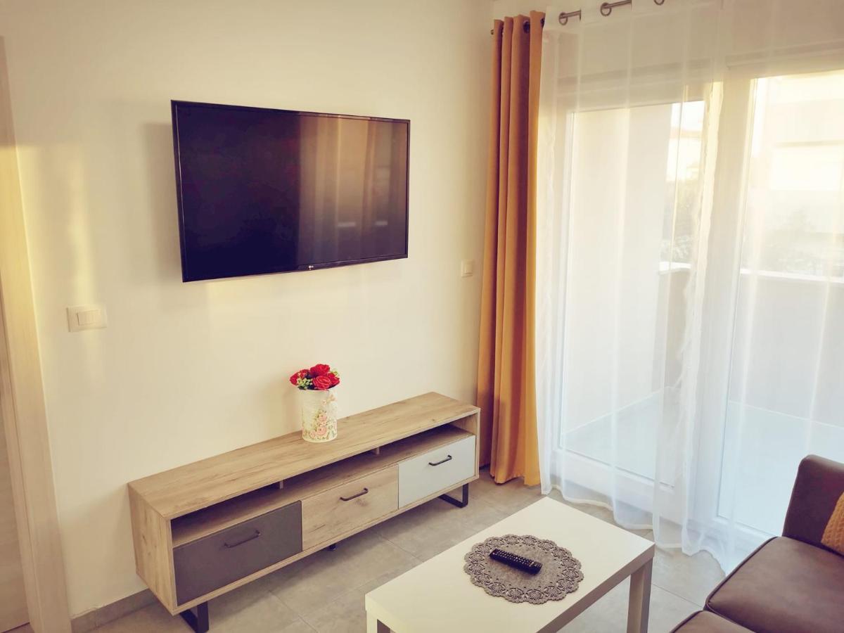 Apartmani Marco,Lukas,Patrick,David,Blizu Centra I Mora Sa Free Privatnim Parkingom بولا المظهر الخارجي الصورة